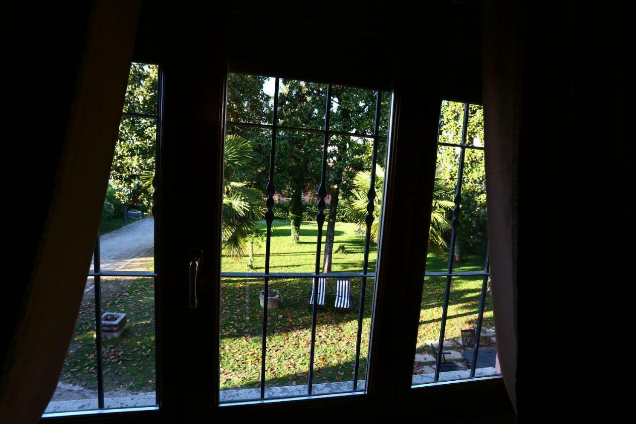 Residenza La Dimora Imperfetta Hotel Salionze ภายนอก รูปภาพ